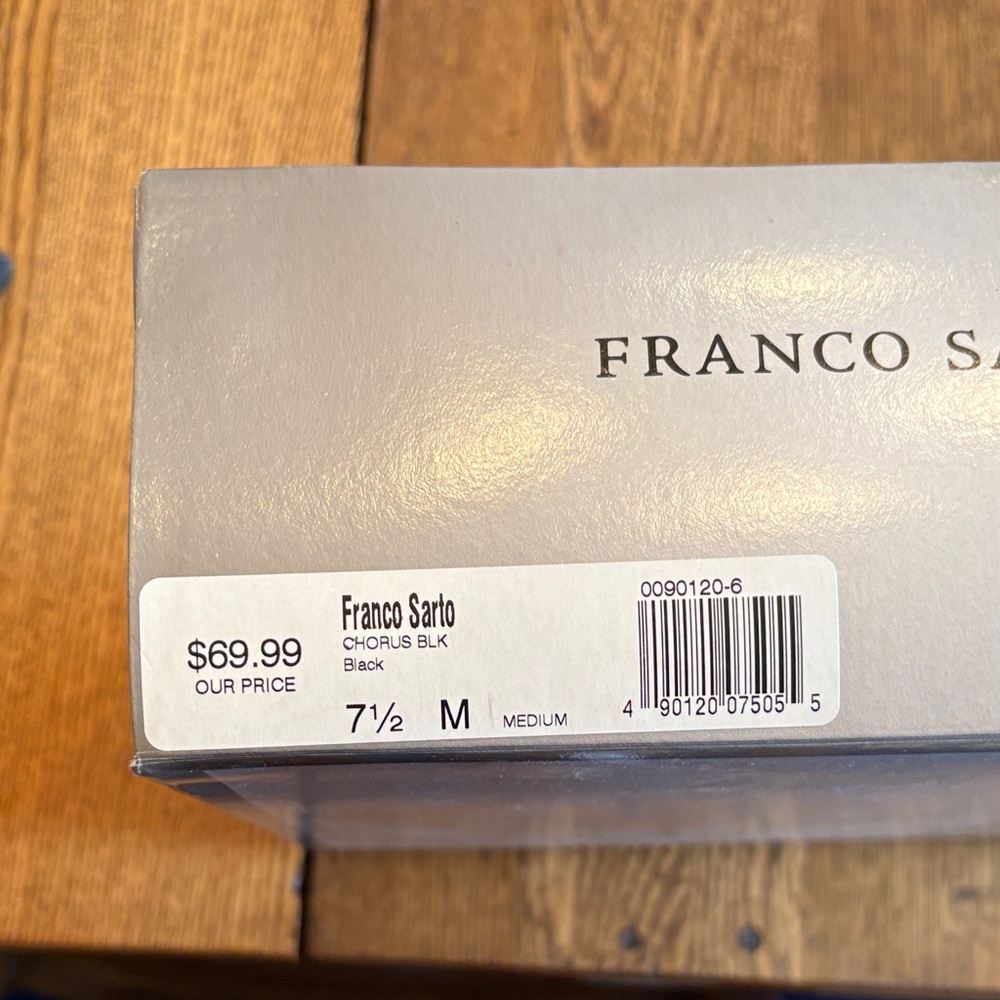 Franco Sarto Women's Black Strappy Sandals - Picture 4 of 5